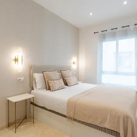 Apartment Ollerias & Old Town By Ele Malaga